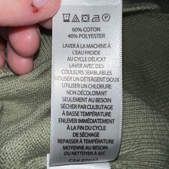 Joie Brand New Eyelet Scalloped Sleeveless Sweater - Picture 12 of 12